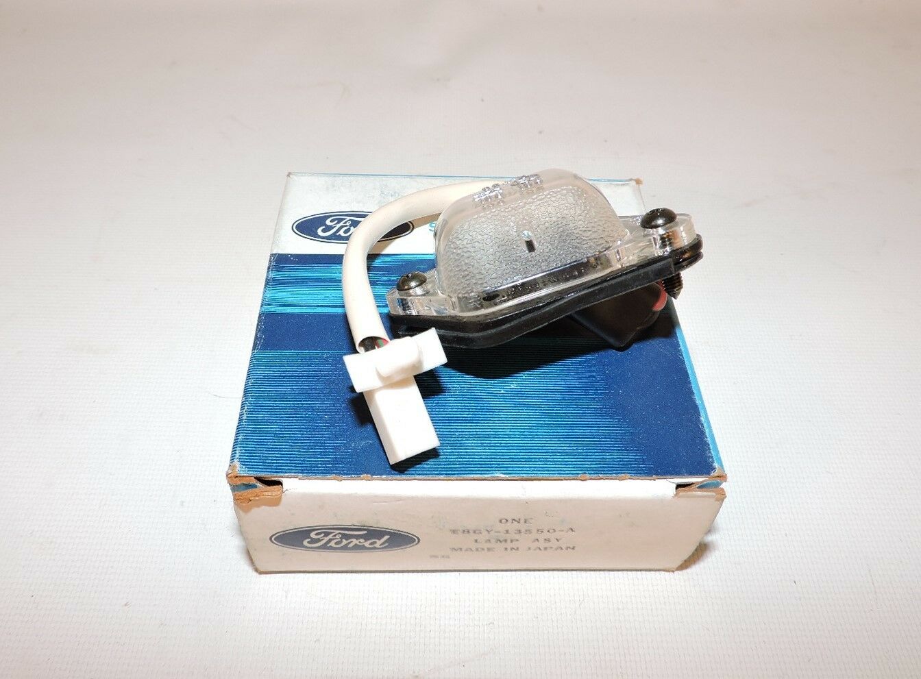 New license plate light for 1988-1989 Mercury Tracer Wagon E8GY-13550-A