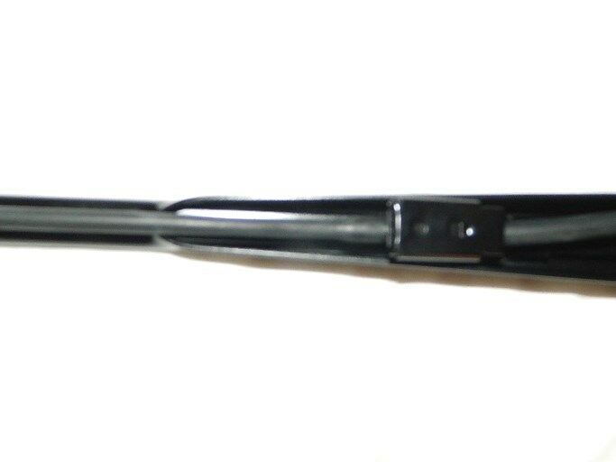 New right (passenger) side windshield wiper arm for Sierra, Silverado, Suburban, Tahoe, Yukon and Escalade 22917501