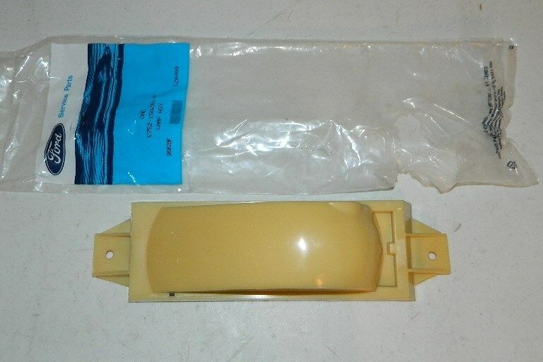 New Right (Passenger) side cornering light for 1987-1988 Thunderbird