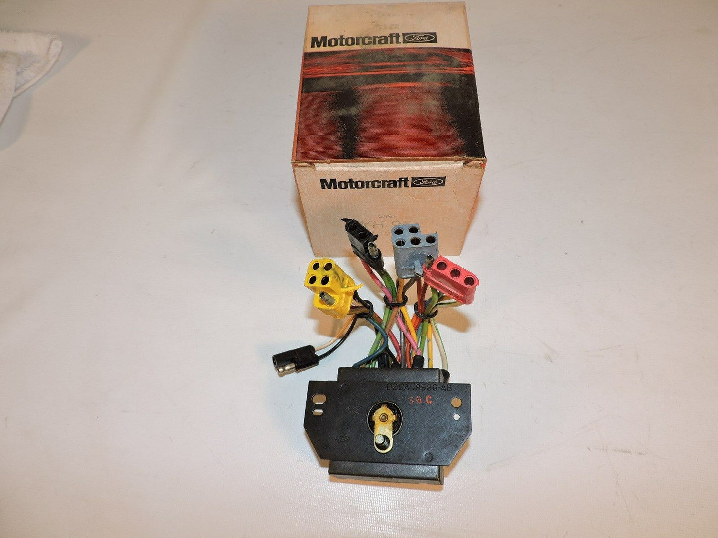 New A/C HVAC control switch for 1972-1974 Thunderbird w/ATC D2SZ-19986-A