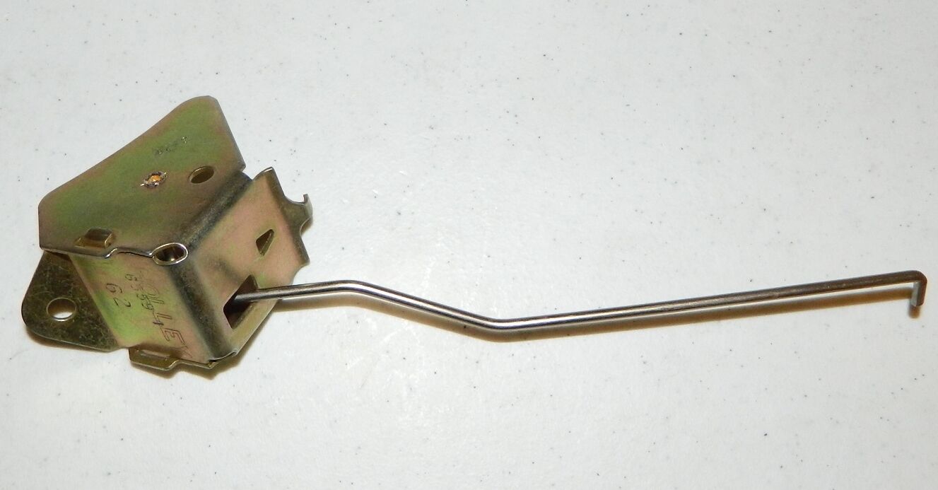 New choke thermostat for 1973 Dodge, Chrysler & Plymouth cars w/ 3.7L or 3.2L engine from Carter 3698362 170-1191