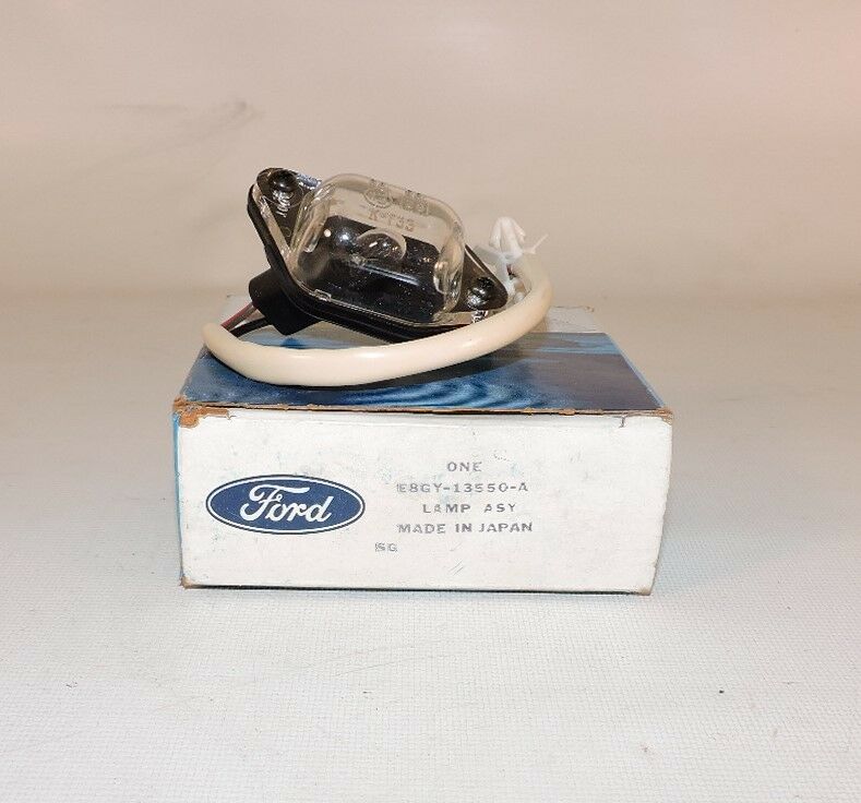 New license plate light for 1988-1989 Mercury Tracer Wagon E8GY-13550-A
