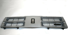 New OEM Oldsmobile 88 Eighty Eight Grille WITH Emblem 1990 - 91 SILVER 25555594