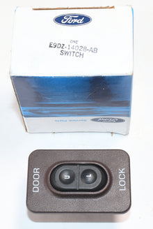 NEW NOS power door lock switch 1989-1991 Taurus Sable E9DZ-14028-AB