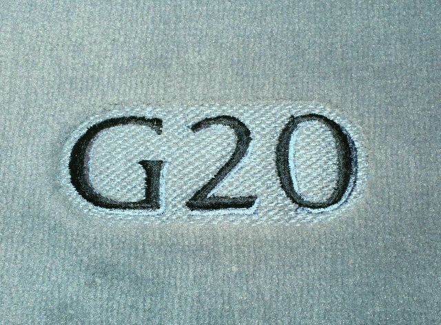 NEW set of 4 Genuine Infiniti logo floor mats 1991-1996 G20 Gray 999E2-PD00GPR