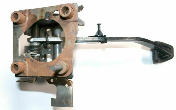 NEW brake pedal assembly 1996-98 Ford Mustang Manual Transmission F6ZZ-2450-A